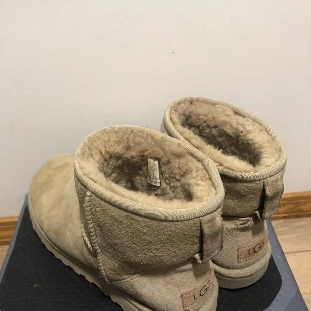 UGG 1016222 Classic Mini II Women's Chestnut Winter Ankle Boots Size 8 - Picture 8 of 14